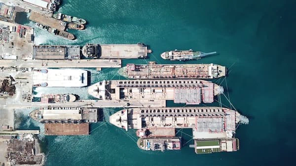 Shipbuilding & Industrial Manufacturing